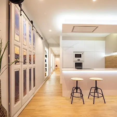 Apartment Dindurra *